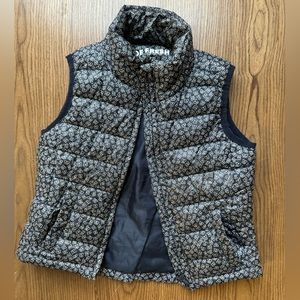 3 FOR $15 - Girls navy puffer vest butterfly print Joe Fresh